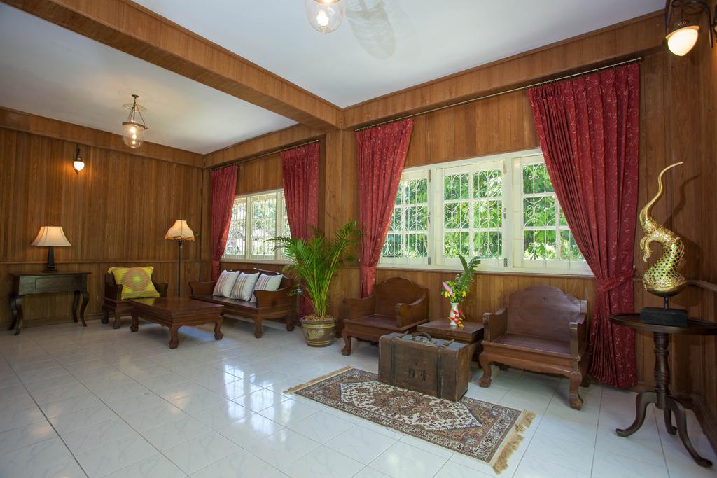 Baan Khun Nang Colonial Residence Mae Nam Room photo